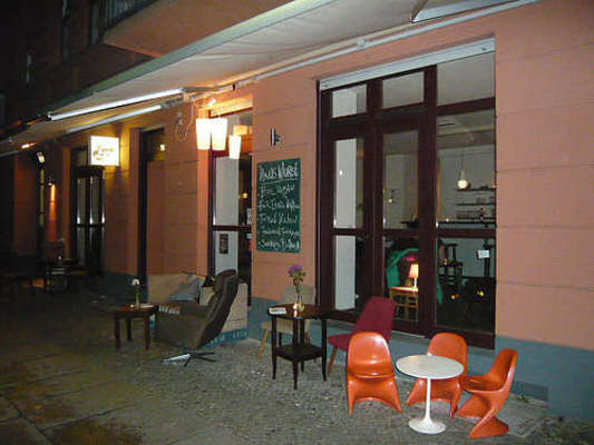 Hans Wurst Vegan Cafe - Pre... Hans Wurst Vegan Cafe - CLOSED - 13.08.10