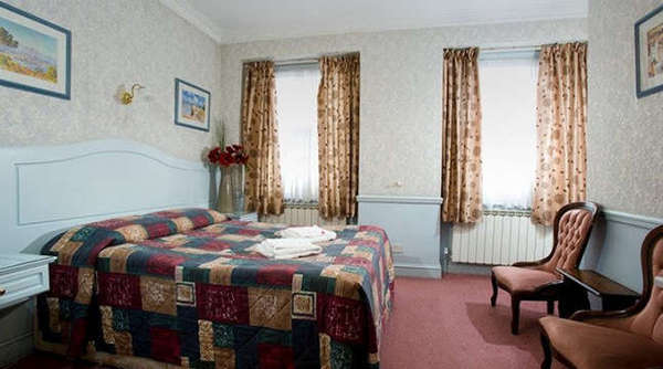 London Guards Hotel - 18.04.13