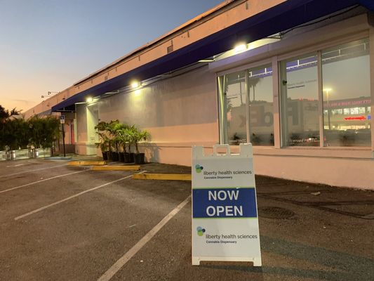 Medical Marijuana Dispensary | Liberty Health Sciences - 25.04.19