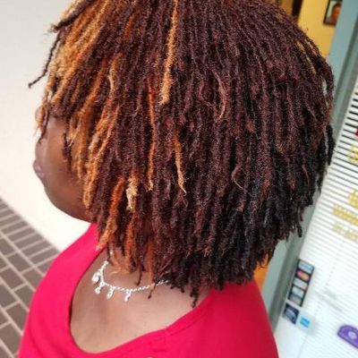 Hair Signed by Elle - 17.01.19