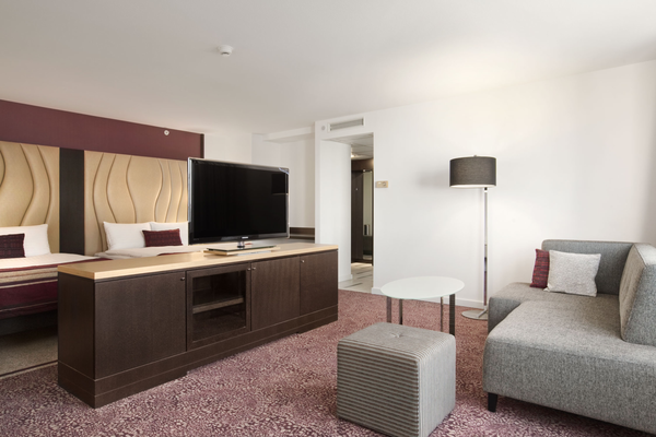 Hilton Vienna Danube Waterfront - 19.06.13