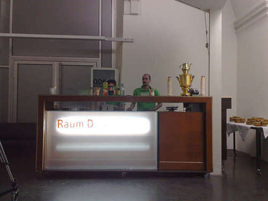 Die Männer vom Buffet Parkgarage Am Museumsquartier - 12.08.10